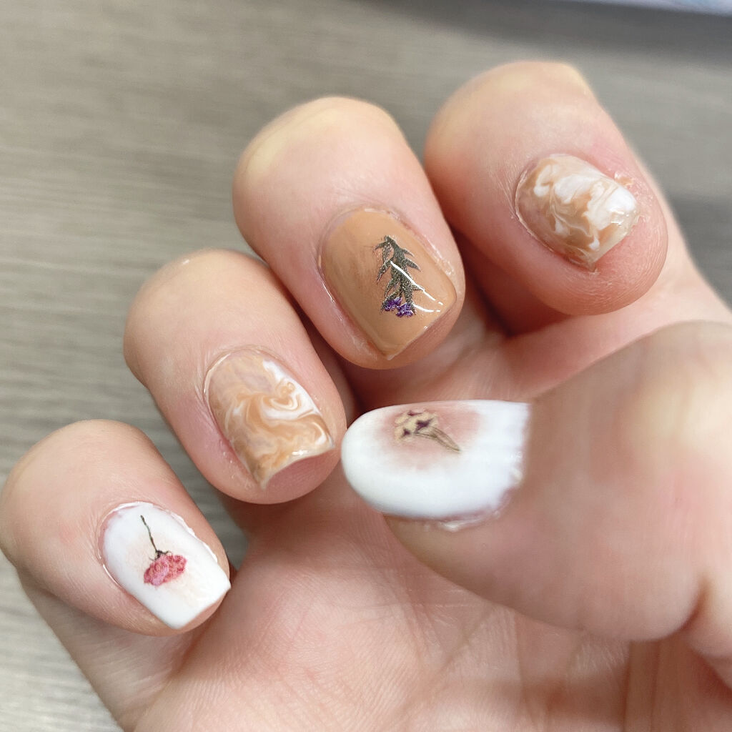 ネイルシール/セリア/ネイルシールを使ったクチコミ（1枚目）