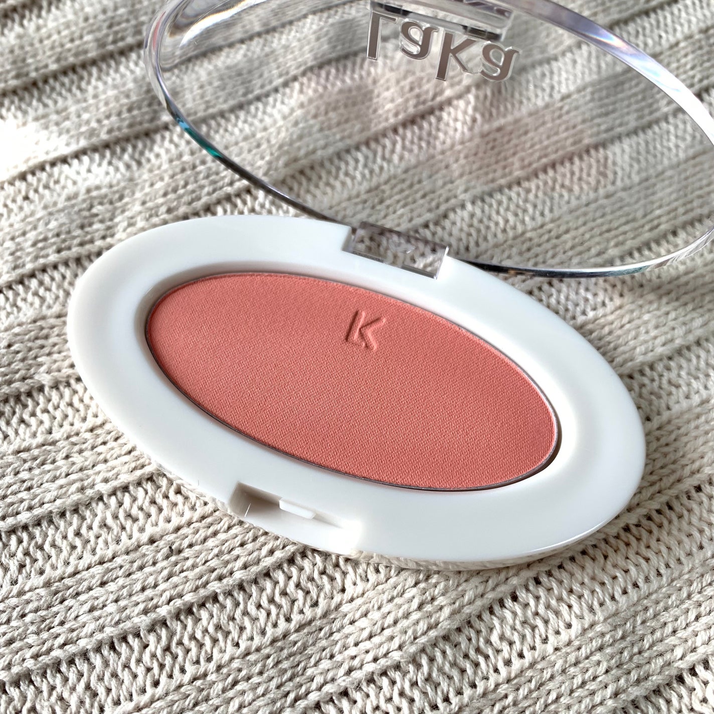 ラブシルクブラッシュ/Laka/パウダーチークを使ったクチコミ(2枚目)