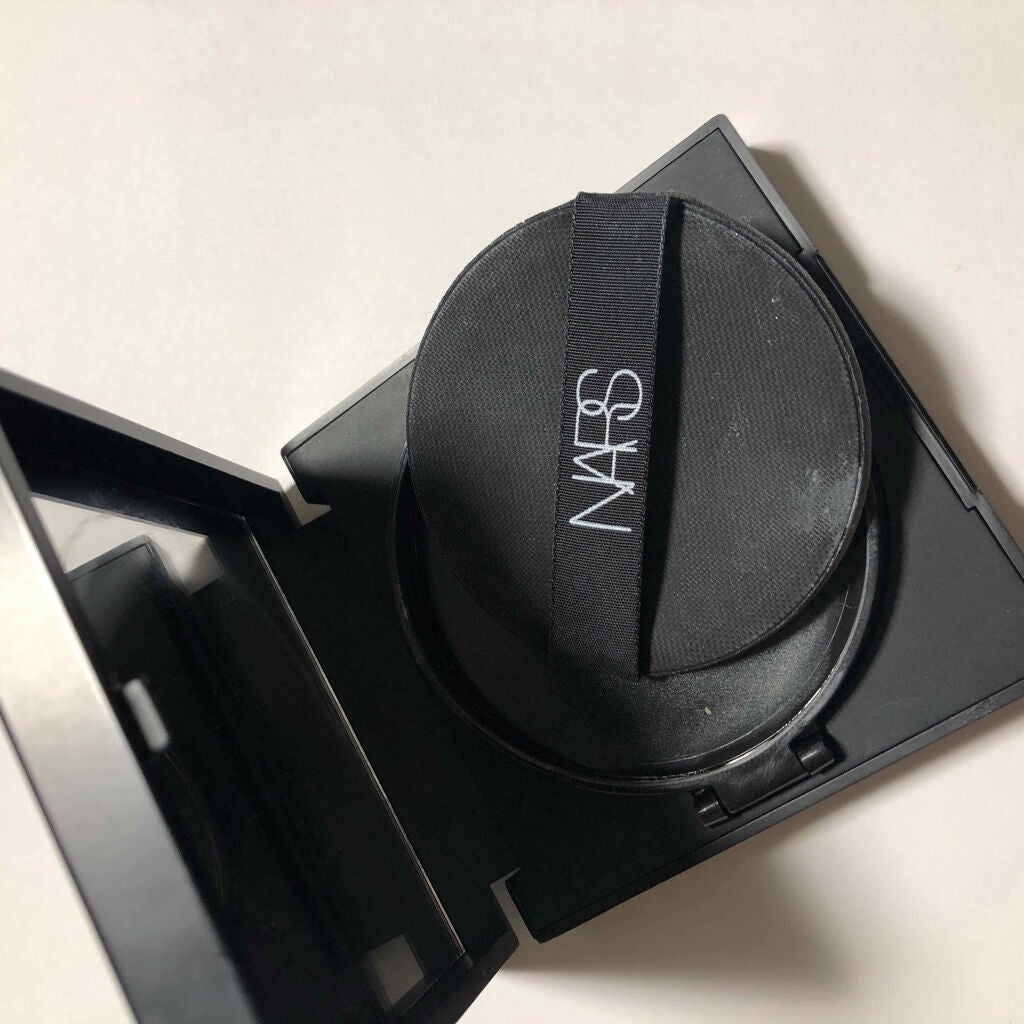ナチュラルラディアント ロングウェア クッションファンデーション/NARS/クッションファンデーションを使ったクチコミ(2枚目)