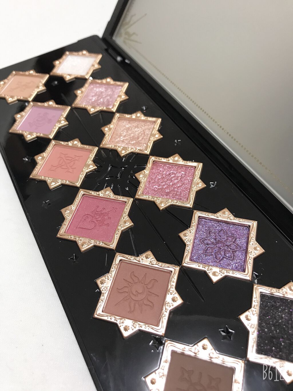 フラワーノーズ ダークエンジェル/ブリリアントプラス/アイシャドウパレットを使ったクチコミ(1枚目)