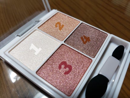 シルキースフレアイズ/キャンメイク/アイシャドウパレットを使ったクチコミ(2枚目)