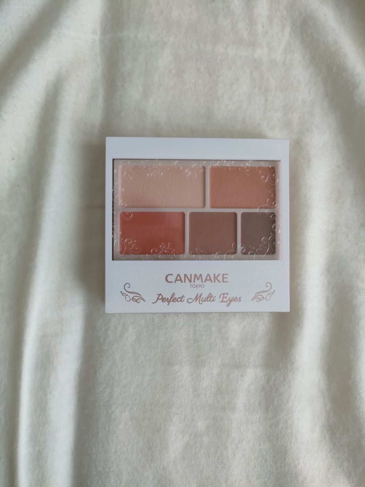 パーフェクトマルチアイズ/キャンメイク/アイシャドウパレットを使ったクチコミ（1枚目）