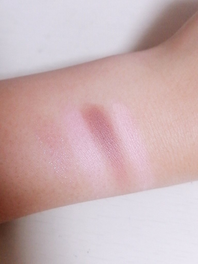 ベターザンアイズ ミルクシリーズ W03 ドライストロベリー/rom&nd/アイシャドウパレットを使ったクチコミ（2枚目）