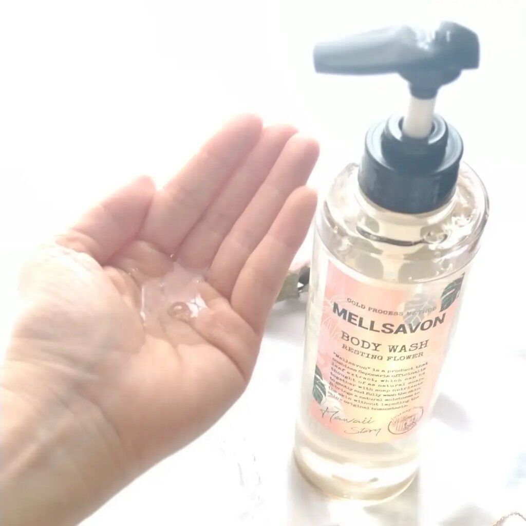 ボディウォッシュ レスティングフラワー 本体/Mellsavon/ボディソープを使ったクチコミ（2枚目）