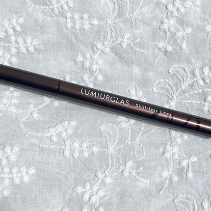 スキルレスライナー/LUMIURGLAS/リキッドアイライナーを使ったクチコミ(2枚目)