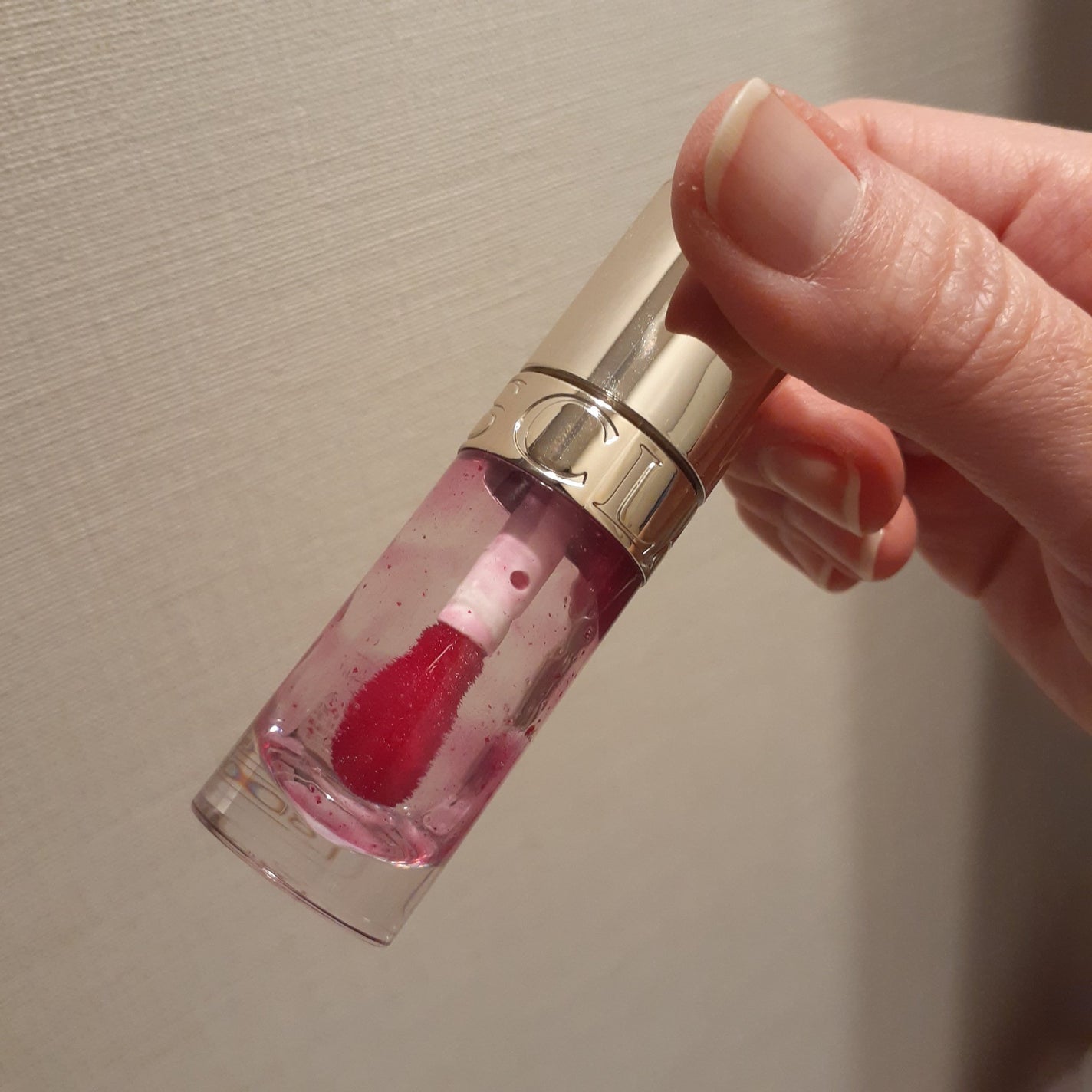リップコンフォートオイル/CLARINS/リップグロスを使ったクチコミ(2枚目)