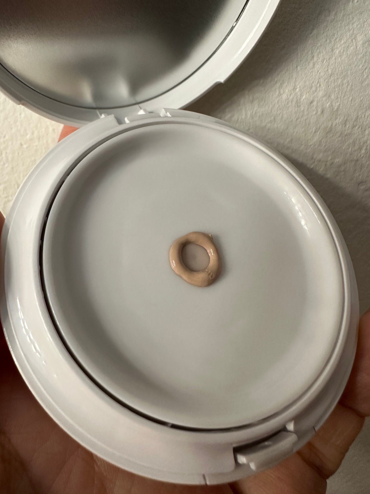 V3 ブリリアント ファンデーション/SPICARE/クッションファンデーションを使ったクチコミ(5枚目)