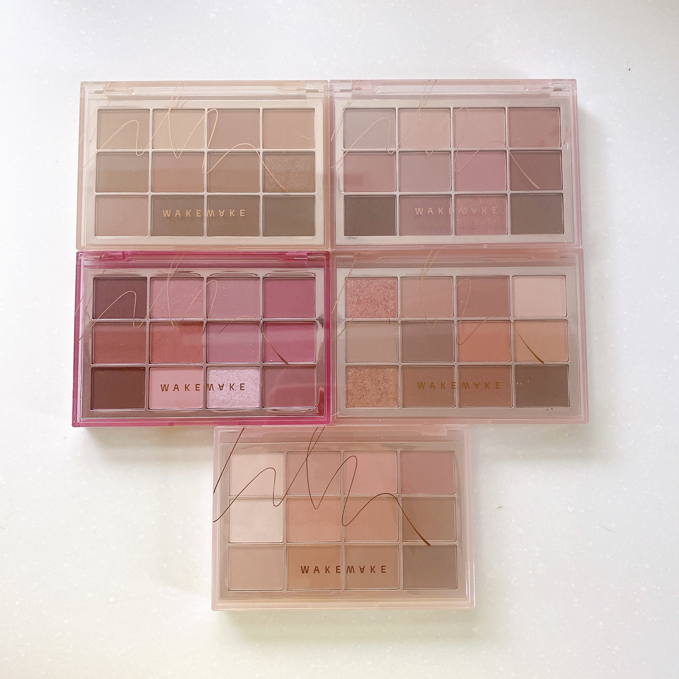 ソフトブラーリングアイパレット 03.チェリッシュブラーリング/wakemake/アイシャドウパレットを使ったクチコミ（2枚目）