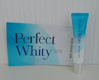 Perfect Whity　WHITE WRINKLE CREAM/R&/フェイスクリームを使ったクチコミ（1枚目）