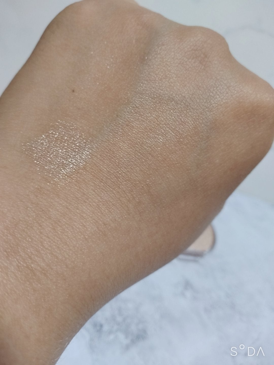 むにゅっとハイライター/キャンメイク/クリームハイライトを使ったクチコミ(2枚目)