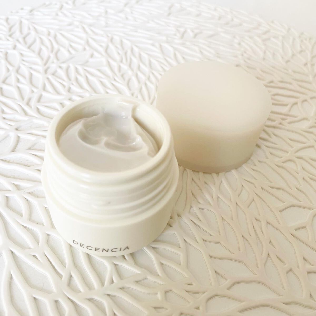 ディセンシア クリーム/DECENCIA/フェイスクリームを使ったクチコミ(3枚目)