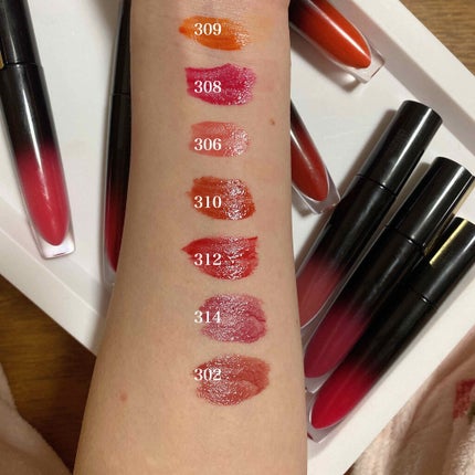 ブリリアントシグネチャー/ロレアル パリ/口紅を使ったクチコミ(2枚目)