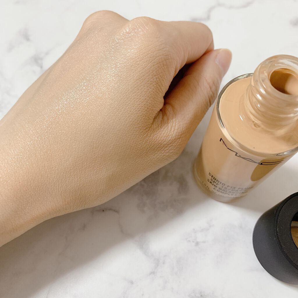 スタジオフィックス フルイッド SPF 15/M・A・C/リキッドファンデーションを使ったクチコミ（3枚目）