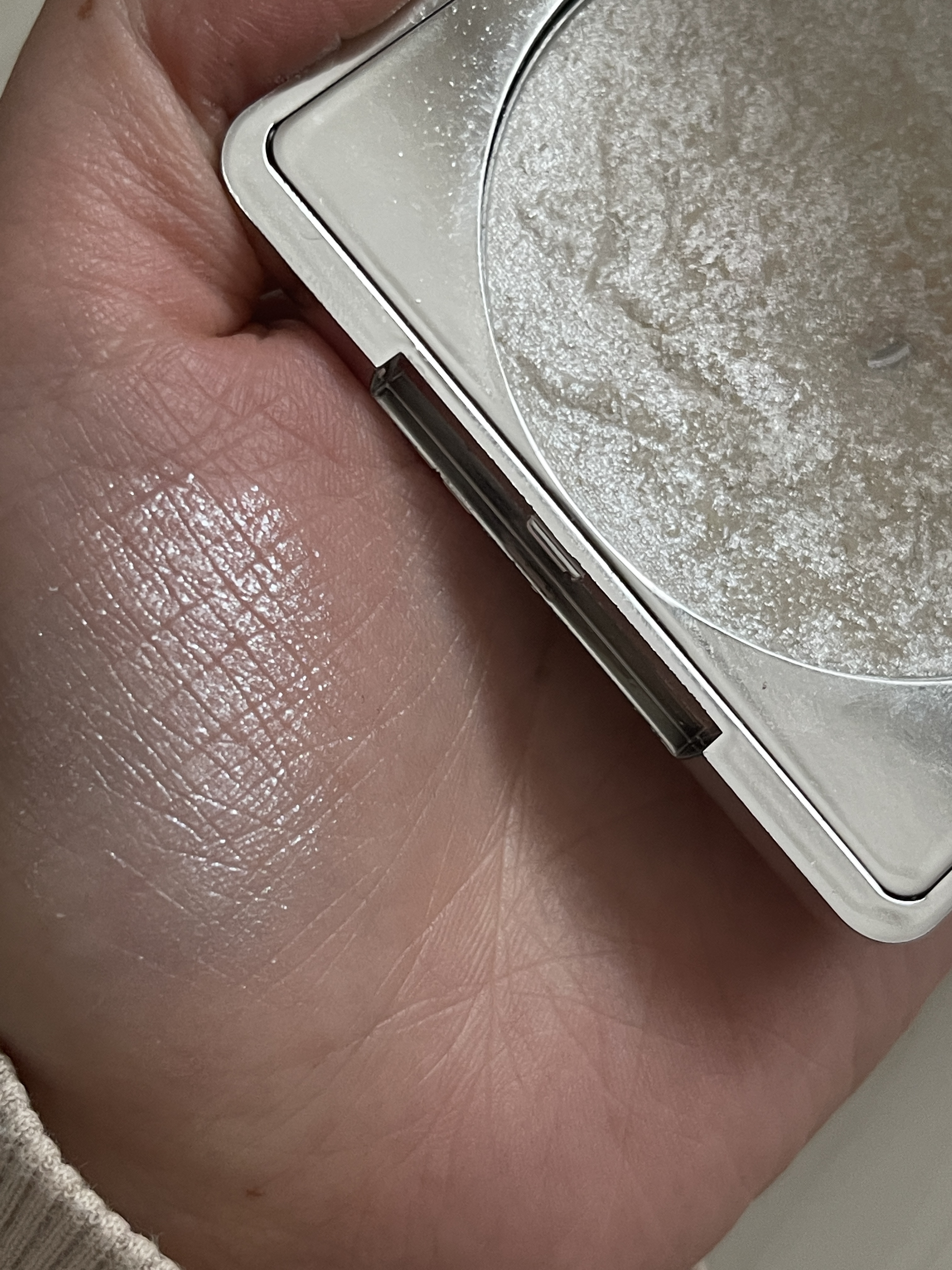 DHDH フェイシァルコントア チーク/DHDH/パウダーハイライトを使ったクチコミ（3枚目）