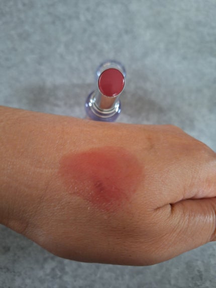 ボンディンググロウリップスティック/Laka/口紅を使ったクチコミ(2枚目)