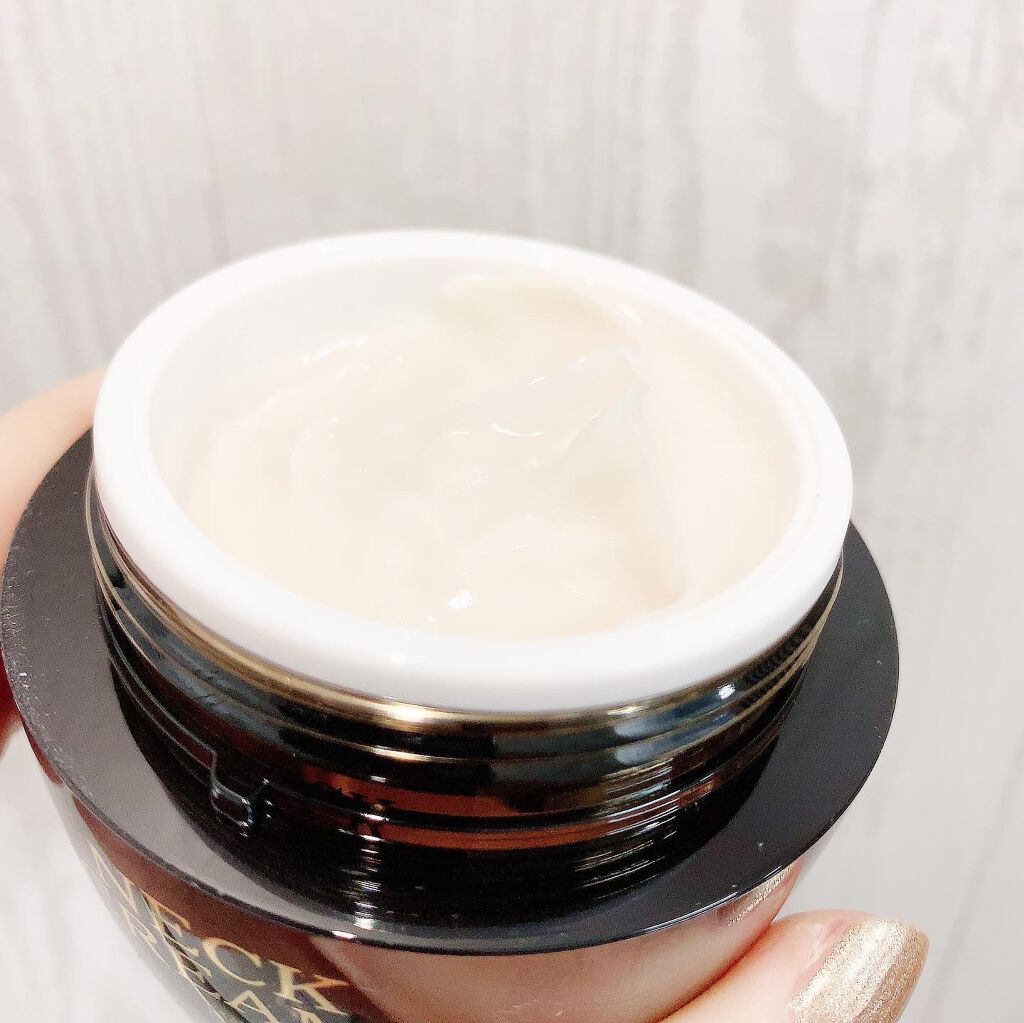 ベラ アルティメットエージ ネッククリーム/VELLA/フェイスクリームを使ったクチコミ(3枚目)