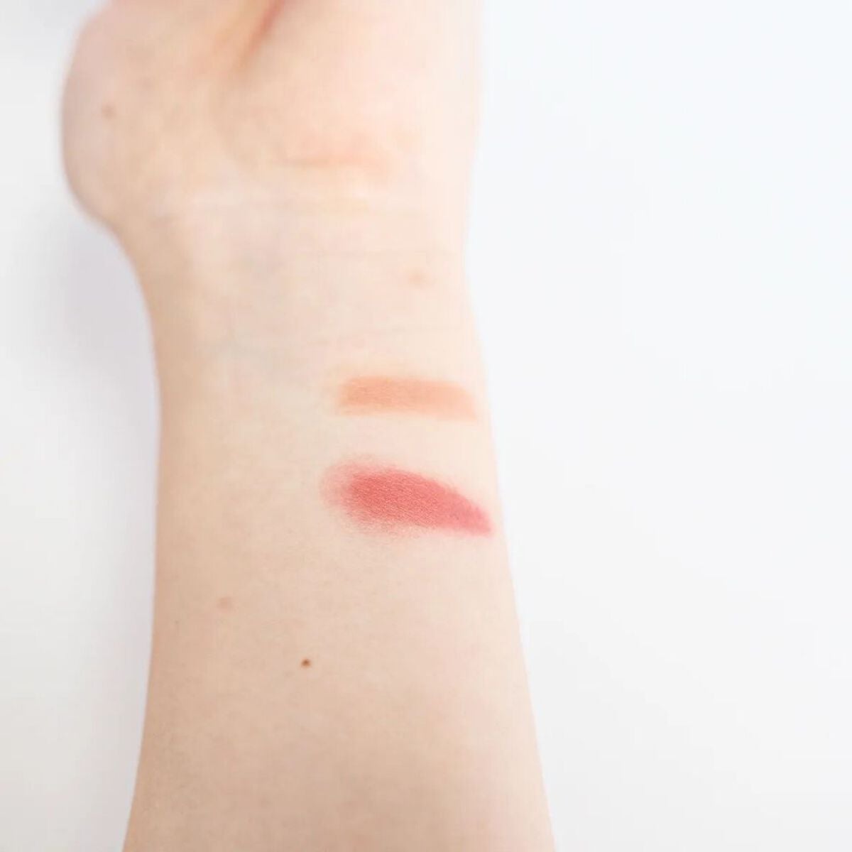 フィーティントスエード/fwee/リップティントを使ったクチコミ(5枚目)