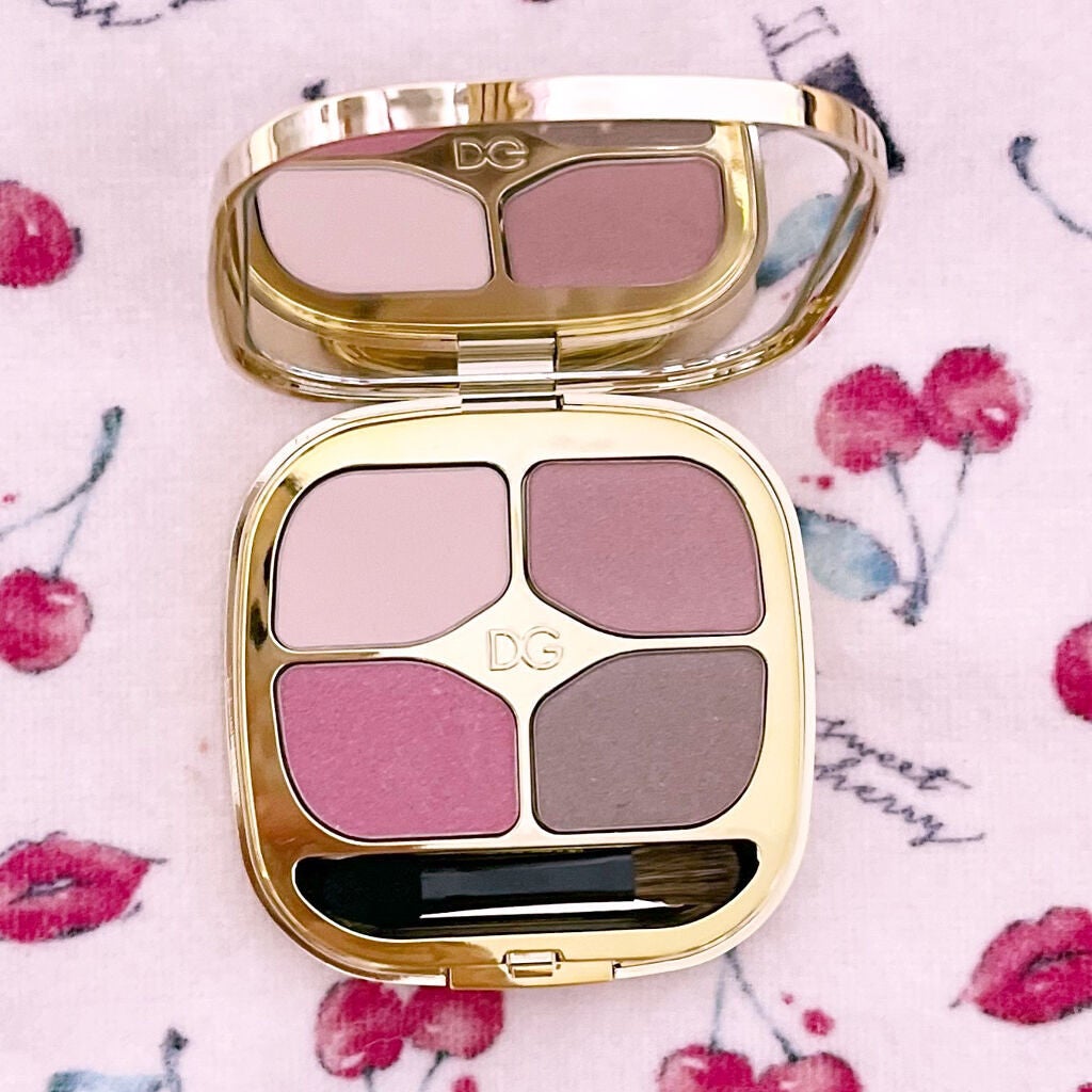 フェリンアイズ インテンスアイシャドウ クアッド/DOLCE&GABBANA BEAUTY/アイシャドウパレットを使ったクチコミ(1枚目)