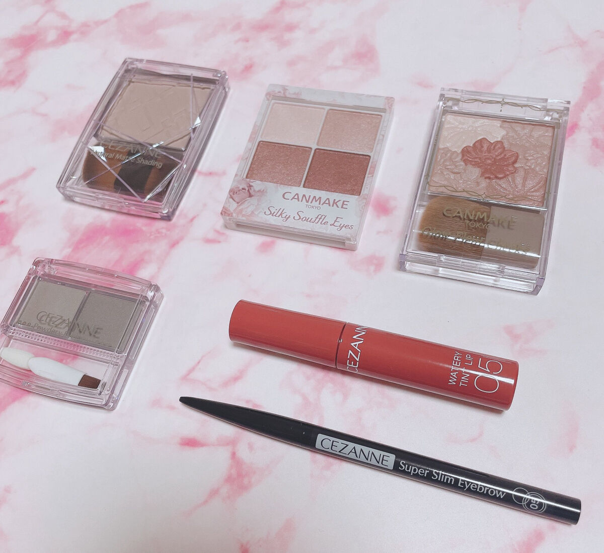 グロウフルールチークス/キャンメイク/パウダーチークを使ったクチコミ（1枚目）