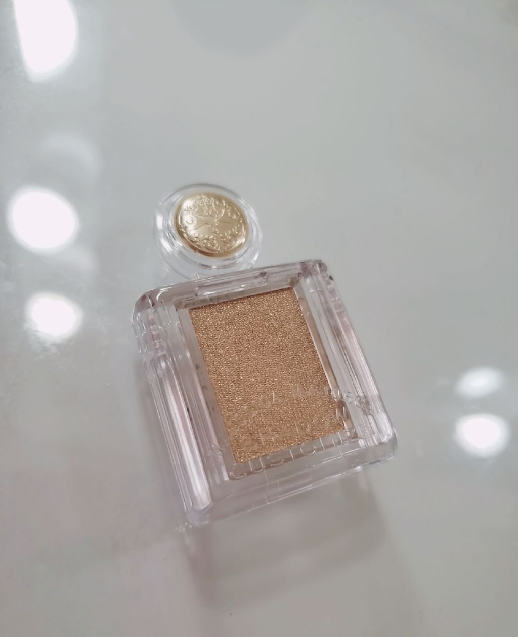 シャドーカスタマイズ/MAJOLICA MAJORCA/単色アイシャドウを使ったクチコミ(2枚目)