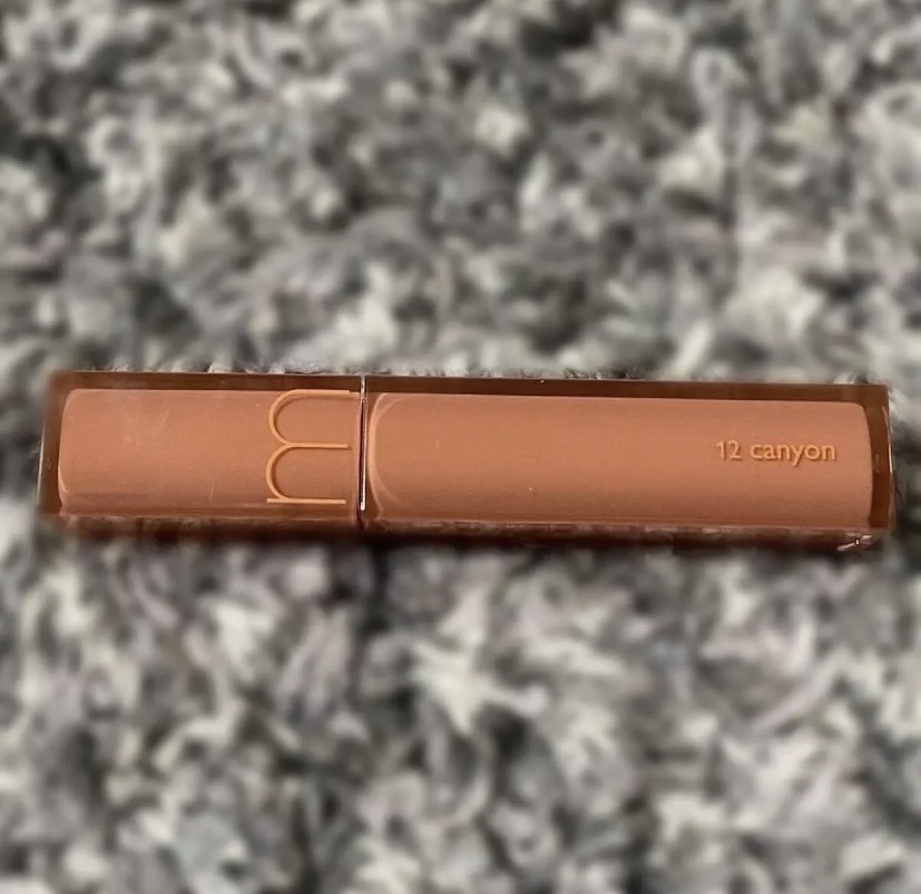 ジューシーラスティングティント/rom&nd/リップティントを使ったクチコミ（1枚目）