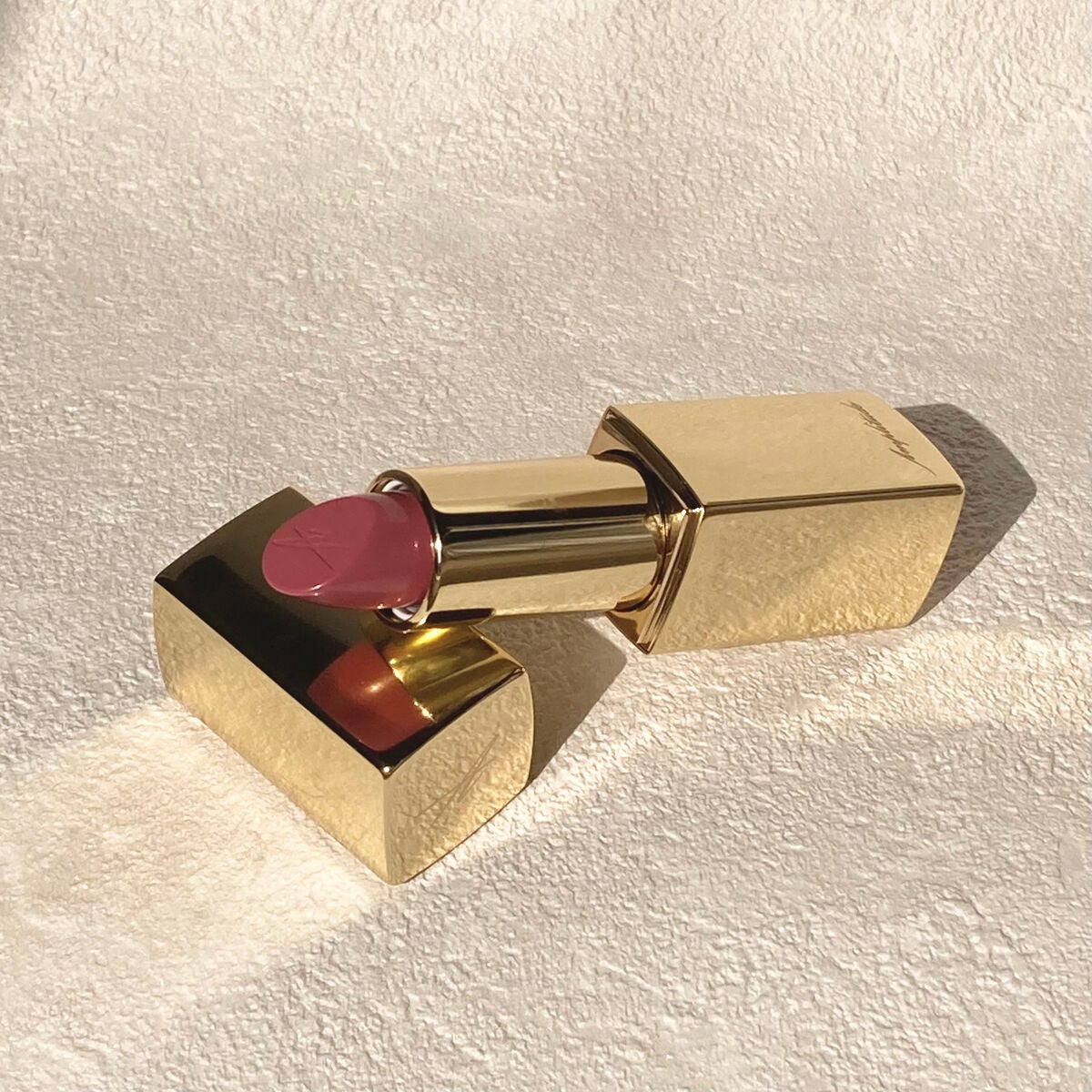 コンスピキュアス リップス/Amplitude/口紅を使ったクチコミ(3枚目)