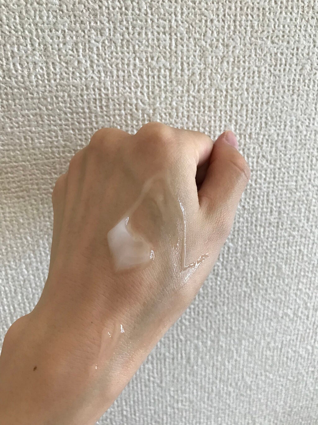 ハトムギ保湿ジェル(ナチュリエ スキンコンディショニングジェル)/ナチュリエ/美容液を使ったクチコミ(3枚目)