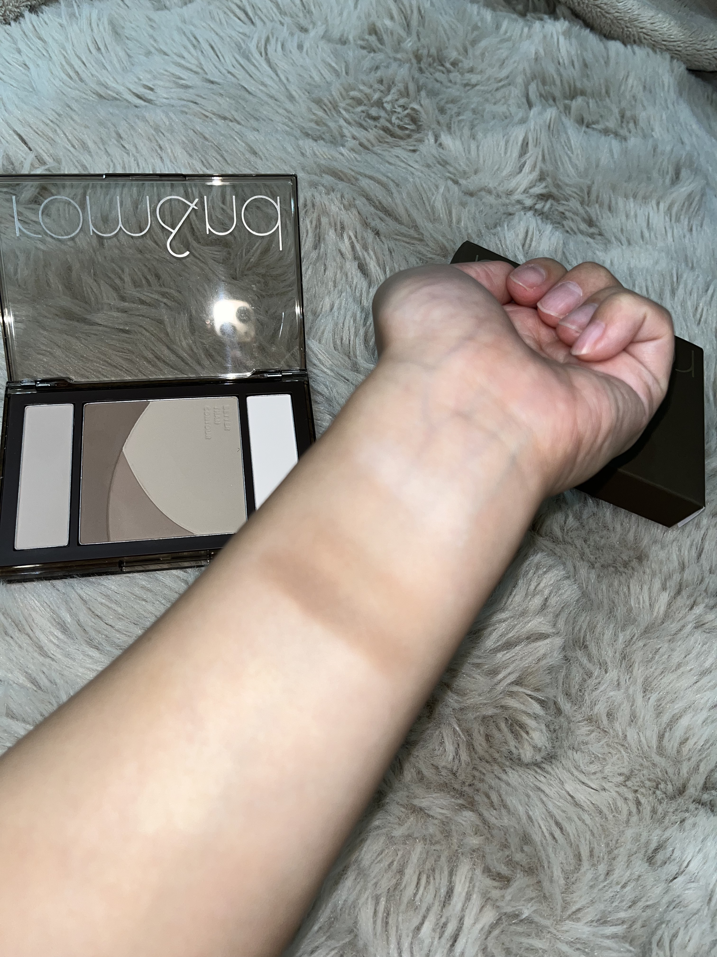 ベターザンコントゥア 01 ニュートラルウォーム(NEUTRAL WARM)/rom&nd/シェーディングを使ったクチコミ（2枚目）