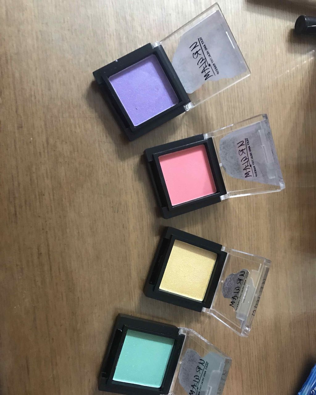 UR GLAM　SELECT EYES/U R GLAM/単色アイシャドウを使ったクチコミ（3枚目）