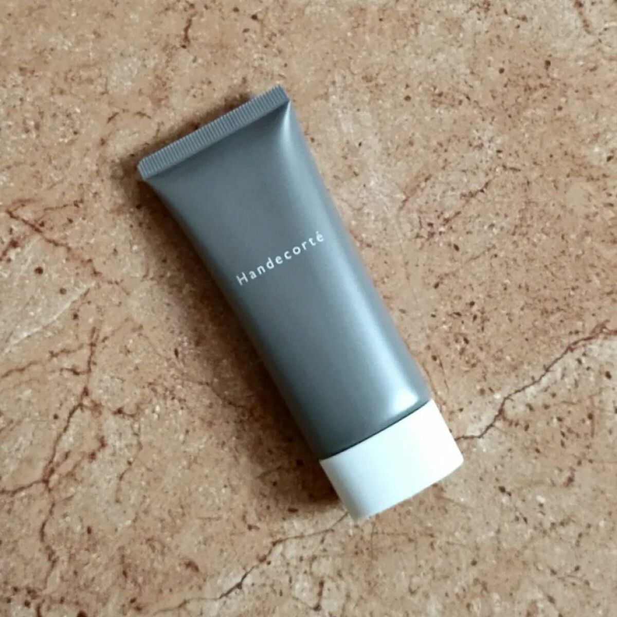 ハンデコルテ/キユートピア/ネック・デコルテケアを使ったクチコミ（2枚目）