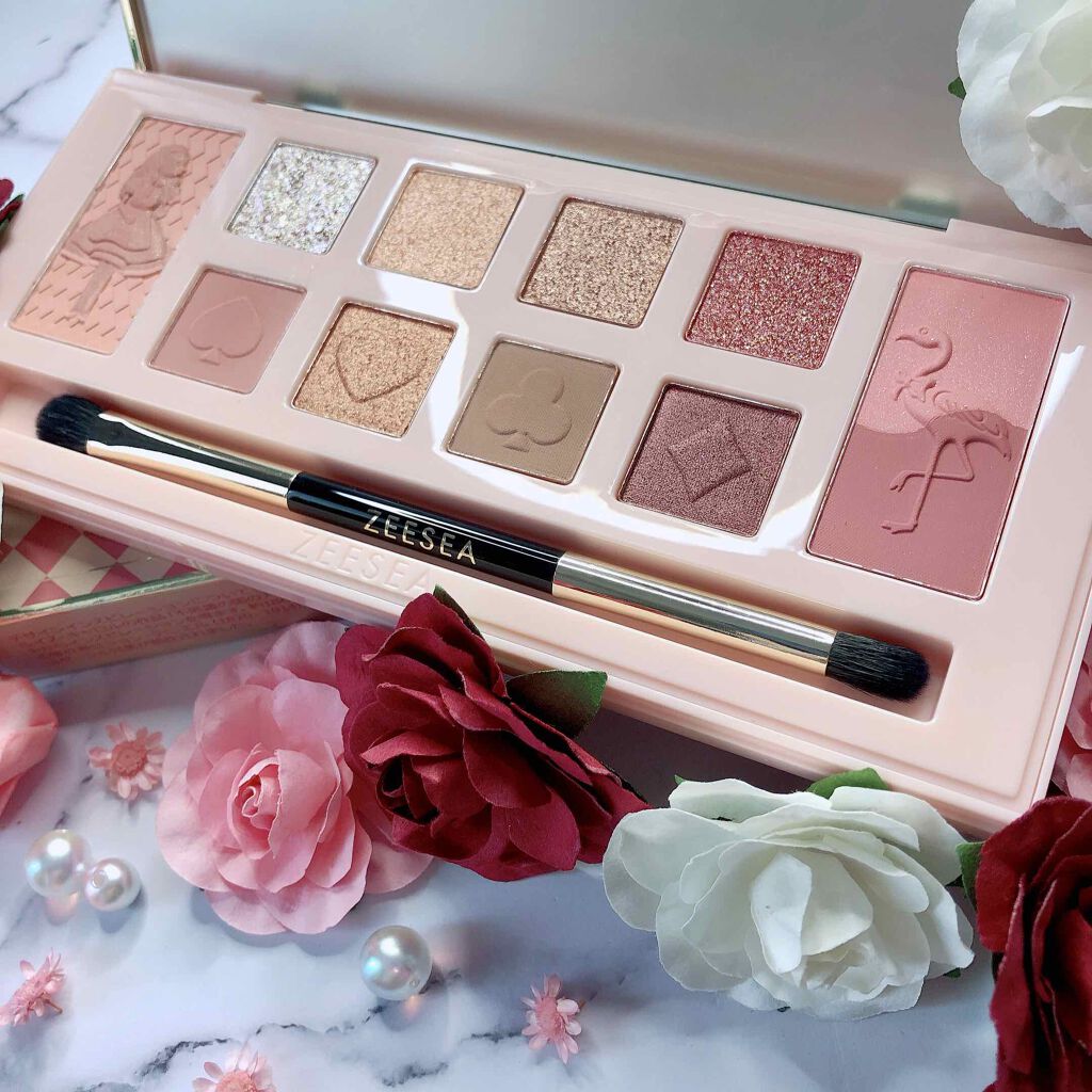 アリスドリームランドシリーズ 12色アイシャドウパレット（ZEESEA×大英博物館）/ZEESEA/アイシャドウパレットを使ったクチコミ（2枚目）