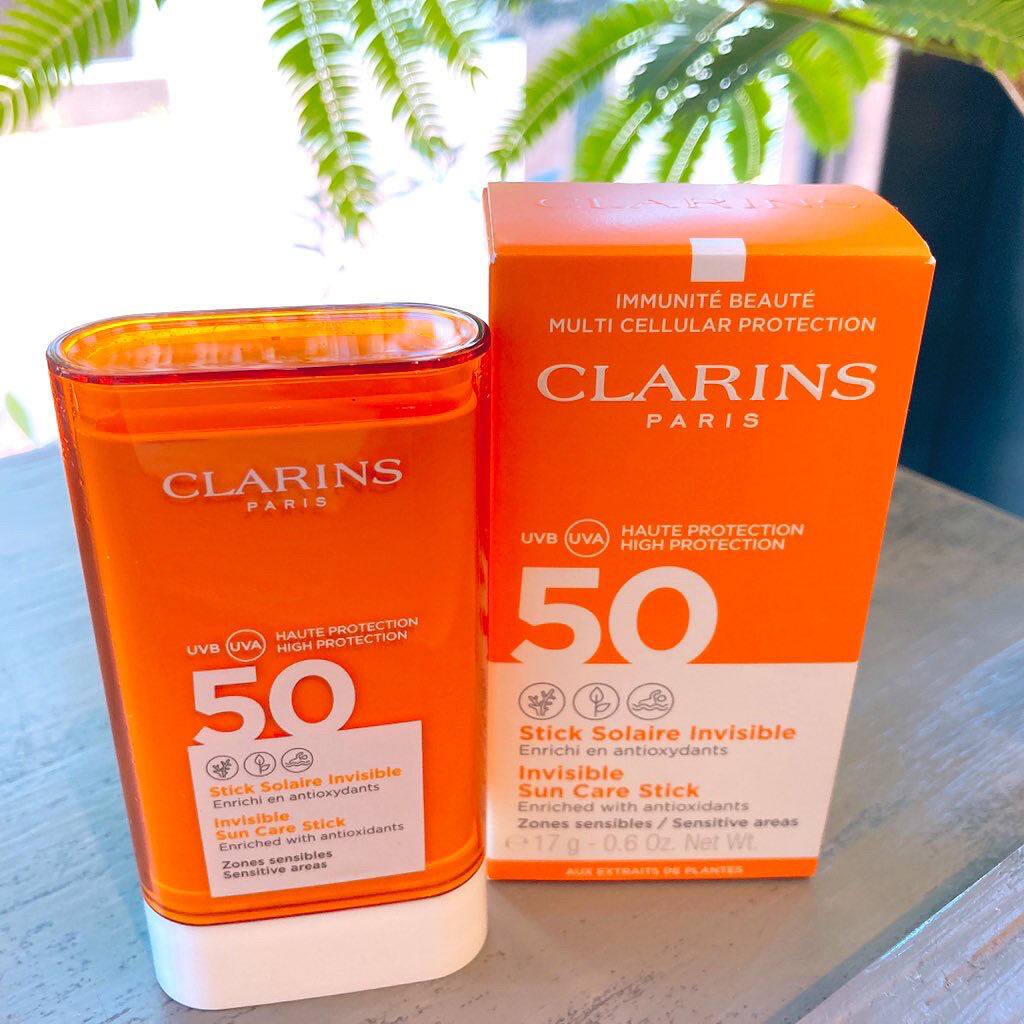 インビジブル サンケア スティック SPF 50/CLARINS/日焼け止め・UVケアを使ったクチコミ（2枚目）