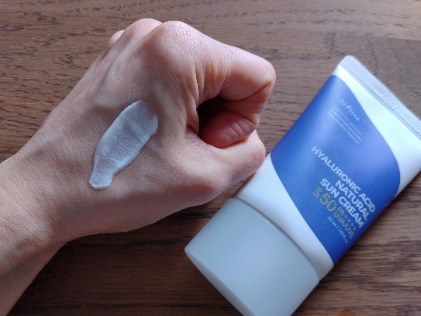 ヒアルロン酸ナチュラルUVクリーム/Isntree/日焼け止めクリームを使ったクチコミ(3枚目)