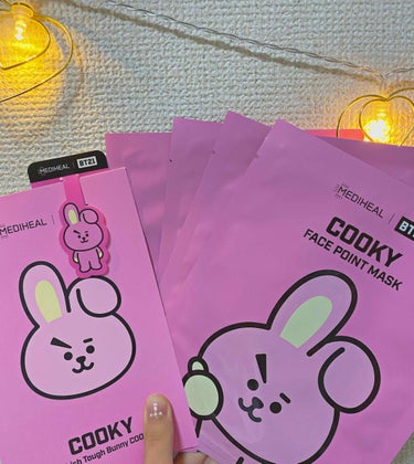 MEDIHEAL BT21 l MEDIHEAL COOKY ポイントパッチのクチコミ「初めての投稿は最近購入したパック紹介です





BT21とMEDIHEALがコラボしている.....」（2枚目）