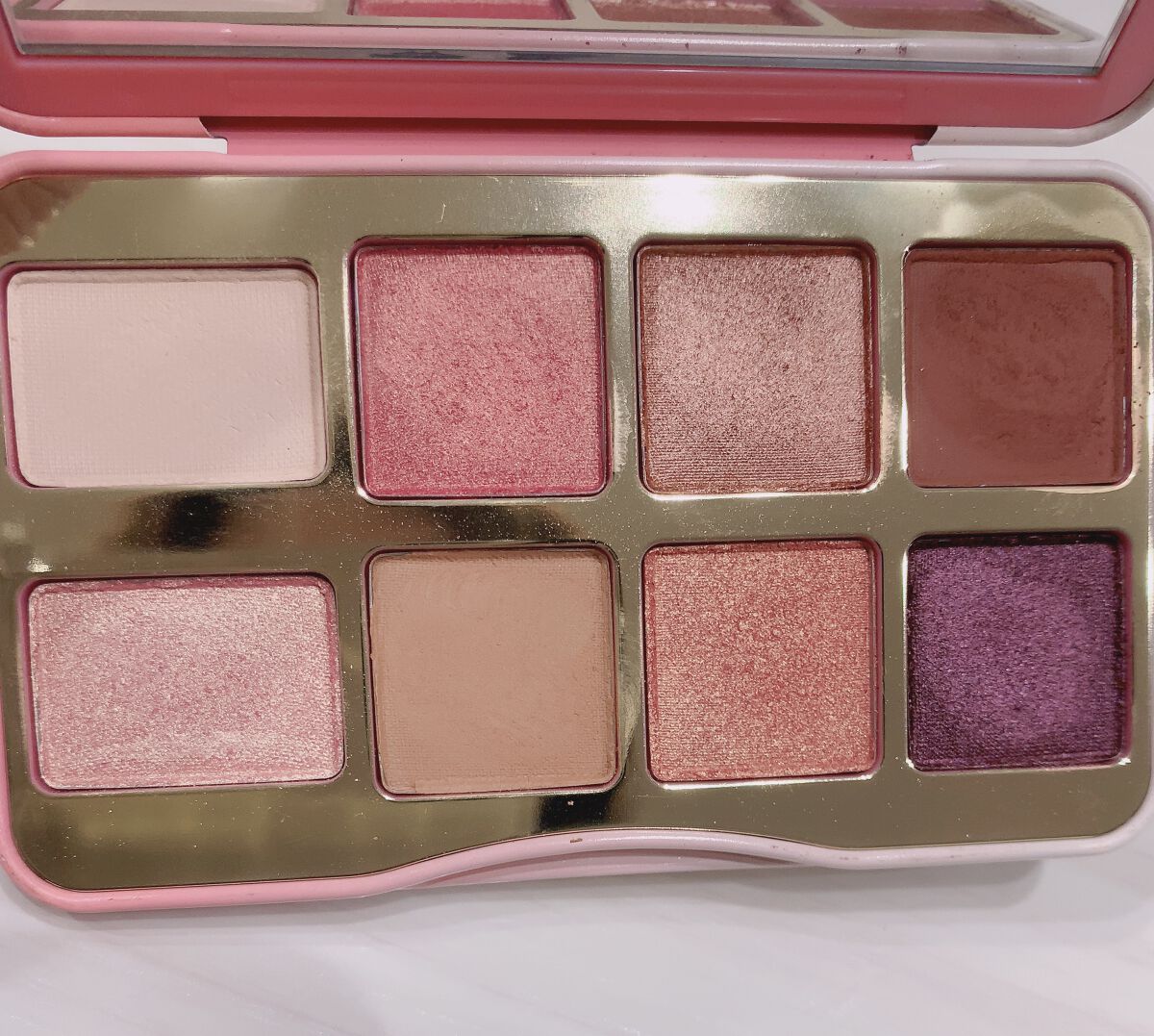 ティックルドピーチ ミニ アイシャドウ パレット/Too Faced/アイシャドウパレットを使ったクチコミ（2枚目）
