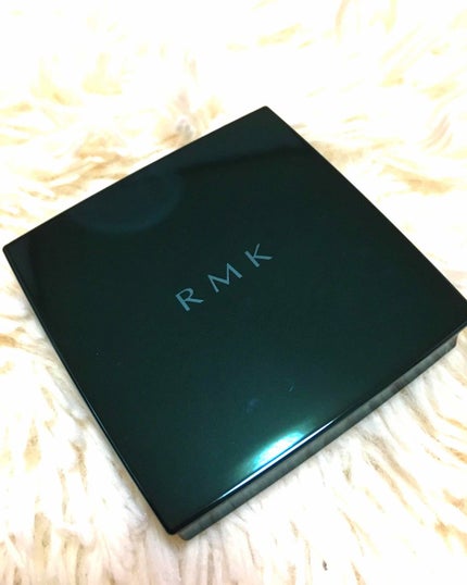 ムーンブルーム フィニッシングパウダー/RMK/プレストパウダーを使ったクチコミ(2枚目)