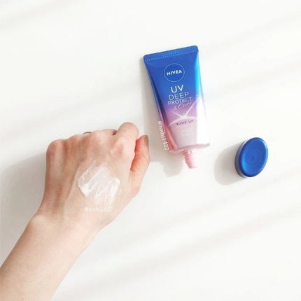 ニベアUV ディープ プロテクト&ケア トーンアップ エッセンス/ニベア/日焼け止めローションを使ったクチコミ(4枚目)