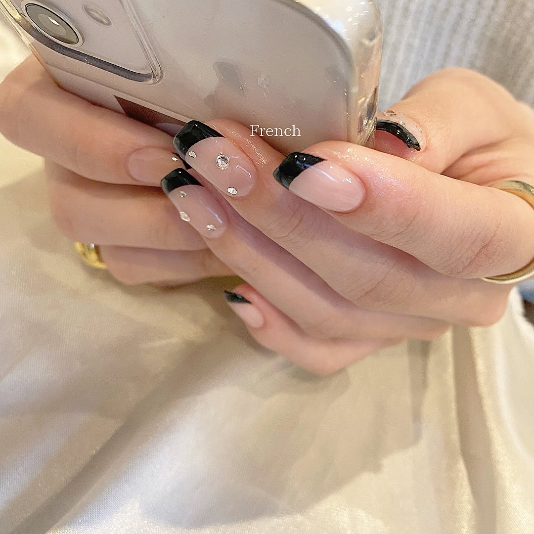 #福岡ネイル,#マグネットネイル,#オーロラネイル,#フレンチネイル,#韓国ネイル,#クリアネイル,#ビジューネイル,#ショートネイル,#フラワーネイル,#オーロラネイル,#天神ネイル,#シンプルネイル,#ミラーネイル,#ニュアンスネイル,#ぷくぷくネイル,#オフィスネイル,#うるうるネイル,#氷ネイル,#キラキラネイル,#ラメネイル,#ガーリーネイル,#クリスマスネイルのネイルデザイン