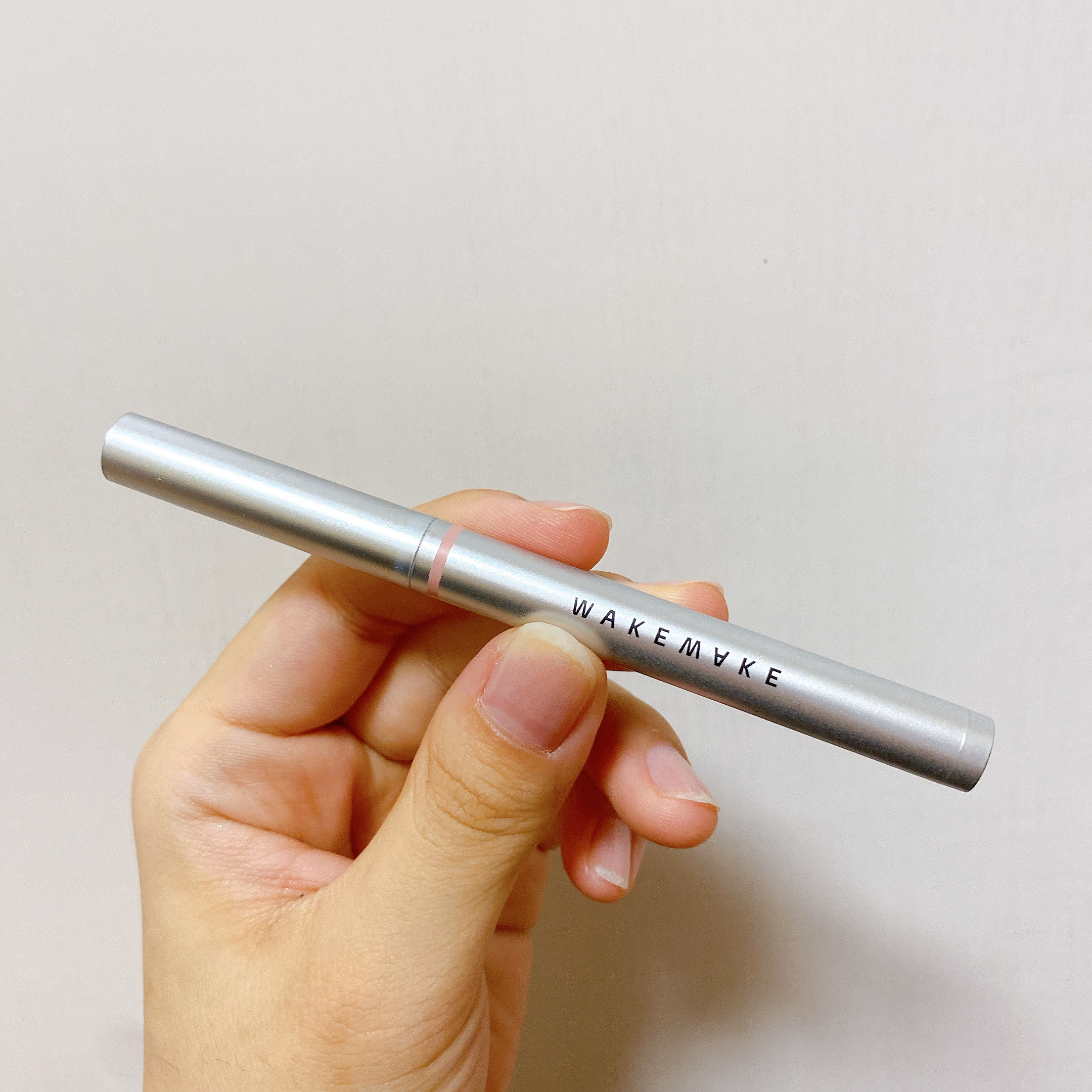 グリッツロングウェアスティックシャドウ/wakemake/パウダーアイシャドウを使ったクチコミ（2枚目）