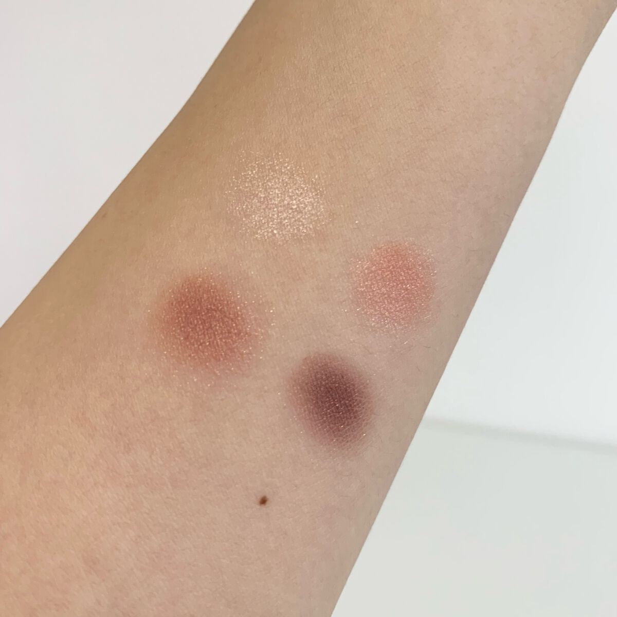 スキニーリッチシャドウ/excel/アイシャドウパレットを使ったクチコミ(3枚目)