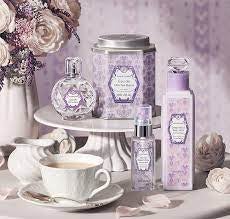 ねね on LIPS 「こんばんわ 😢もうすぐ大好きでずっと憧れている先輩の誕生日です..」(2枚目)