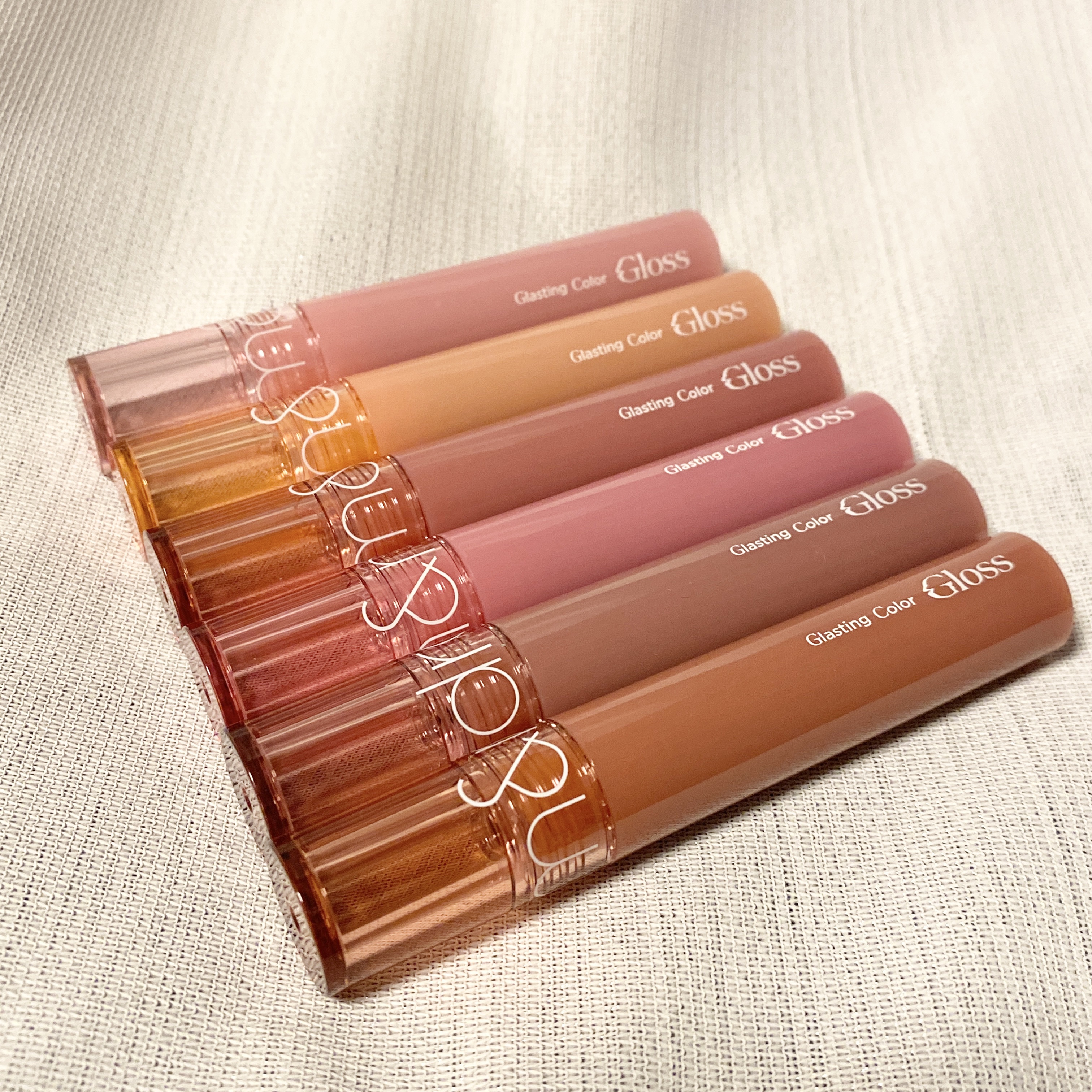 グラスティングカラーグロス/rom&nd/リップグロスを使ったクチコミ（2枚目）