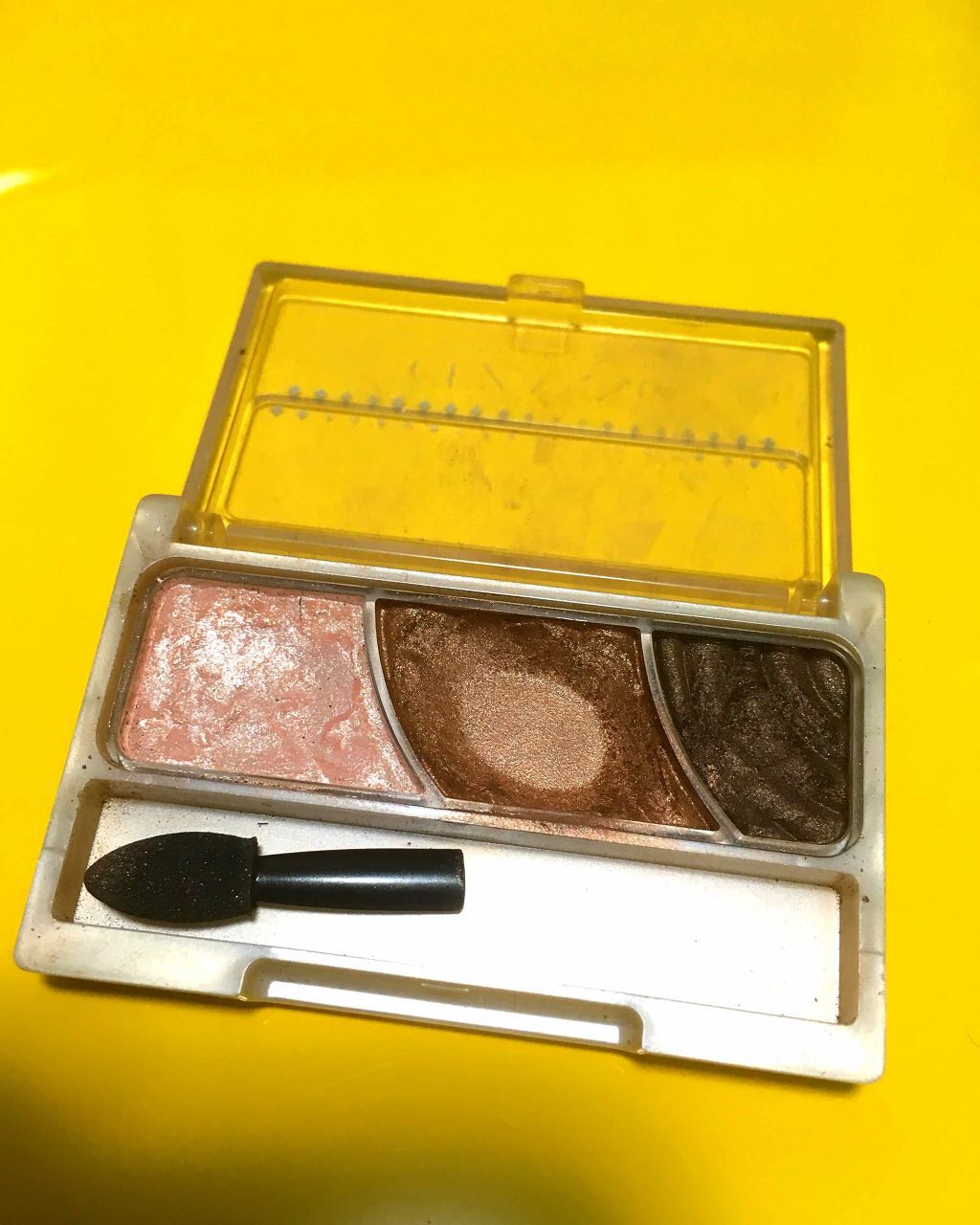 トーンアップアイシャドウ/CEZANNE/アイシャドウパレットを使ったクチコミ(1枚目)