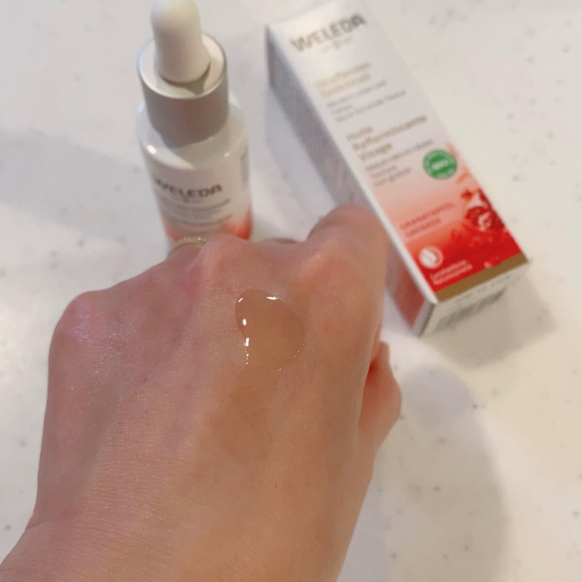 ざくろ フェイシャルオイル/WELEDA/フェイスオイルを使ったクチコミ(6枚目)