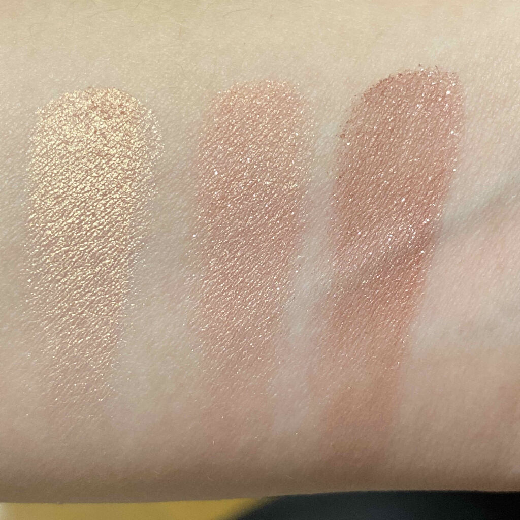 シャドーカスタマイズ/MAJOLICA MAJORCA/単色アイシャドウを使ったクチコミ（3枚目）