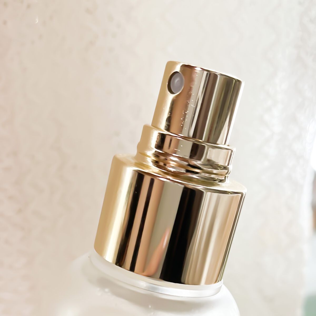 ダルバ ホワイトトリュフファーストスプレーセラム/ダルバ/ミスト状化粧水を使ったクチコミ(4枚目)