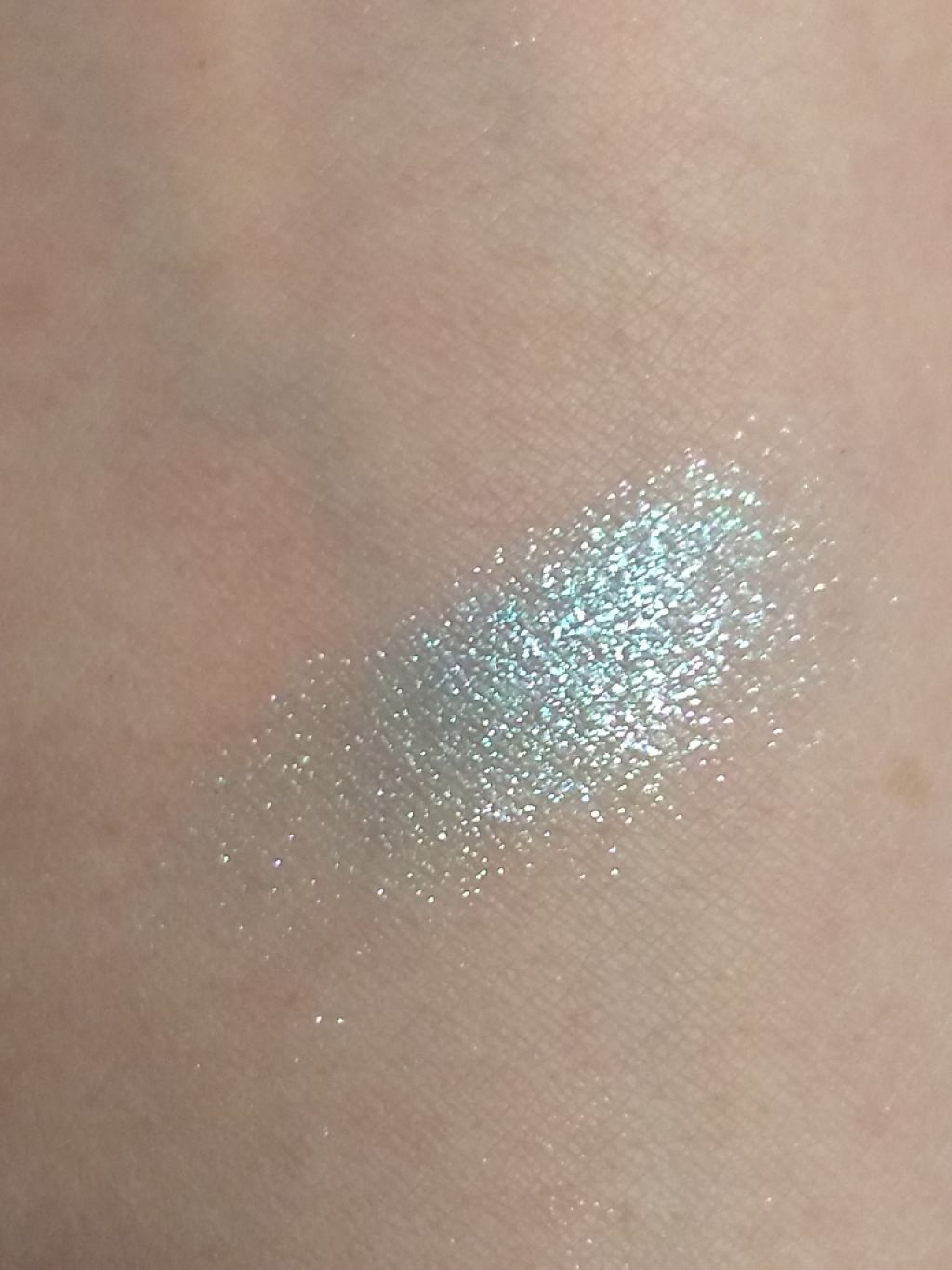 サーキュラー サンド アイシャドウ パレット/HOJO/アイシャドウパレットを使ったクチコミ（3枚目）