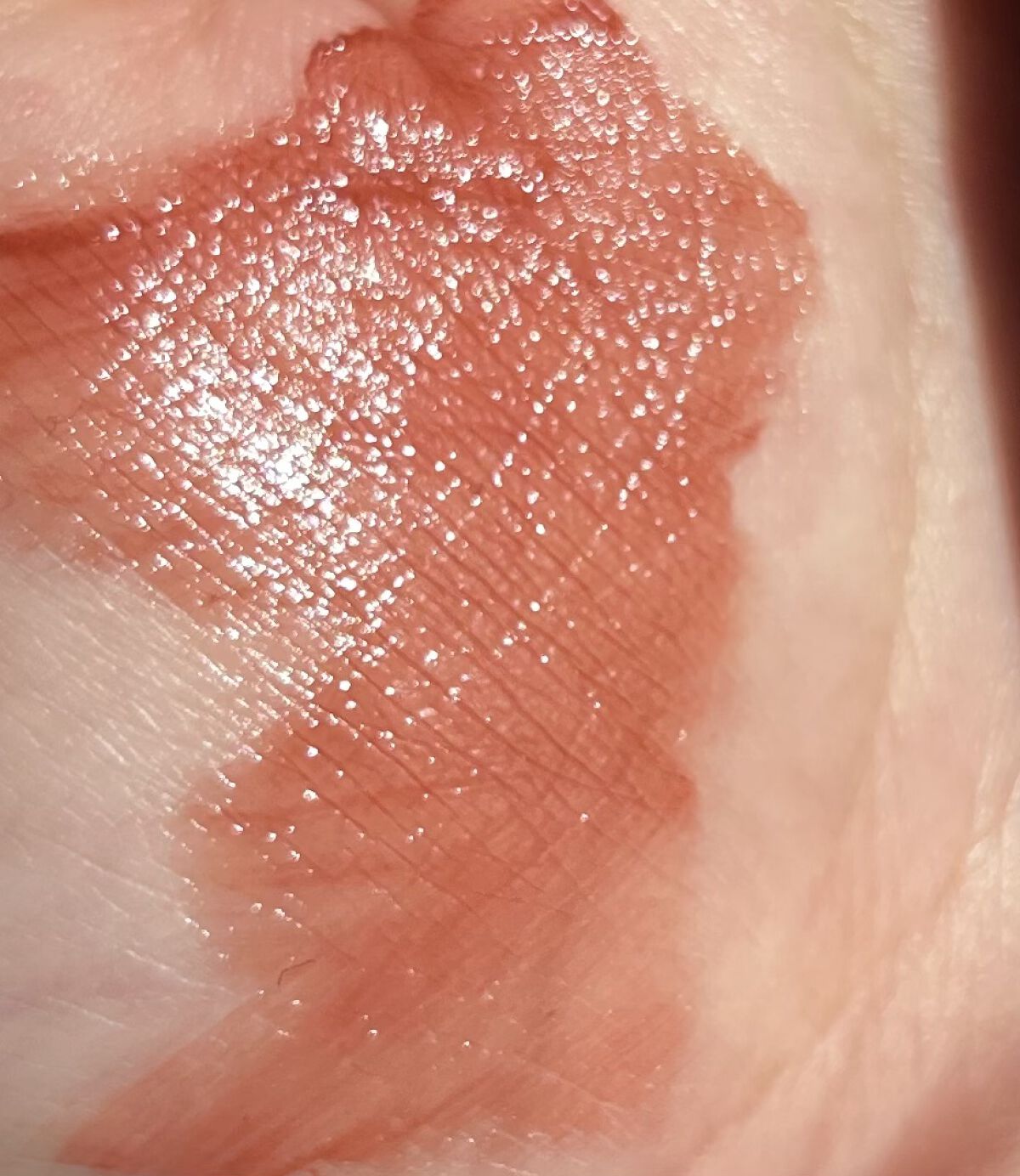 ルージュ ピュールクチュール ヴェルニ ヴィニルクリーム No.610 ヌード チャンピオン/YVES SAINT LAURENT BEAUTE/口紅を使ったクチコミ（3枚目）