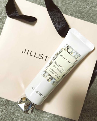 ハンドクリーム ブルーミングペアー 30g/JILL STUART/ハンドクリームを使ったクチコミ（1枚目）