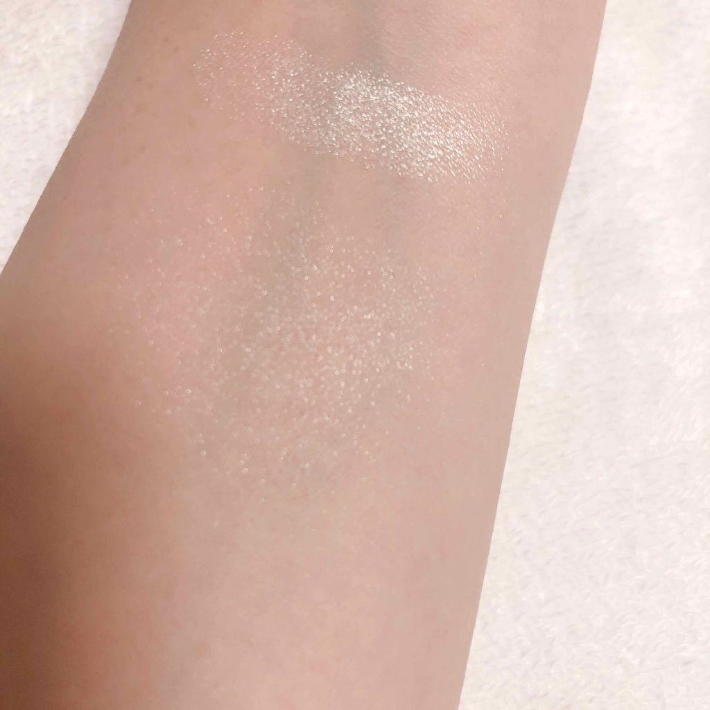 パールグロウハイライト/CEZANNE/パウダーハイライトを使ったクチコミ(3枚目)